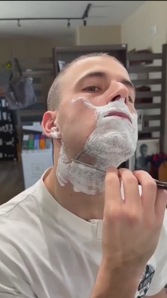 Cartel's Mini Electric Shaver